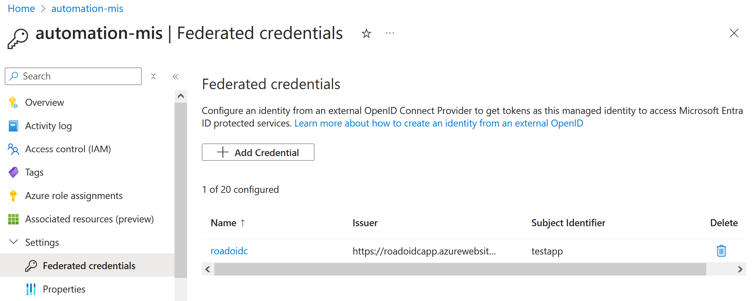 Configuring federated credentials on an app